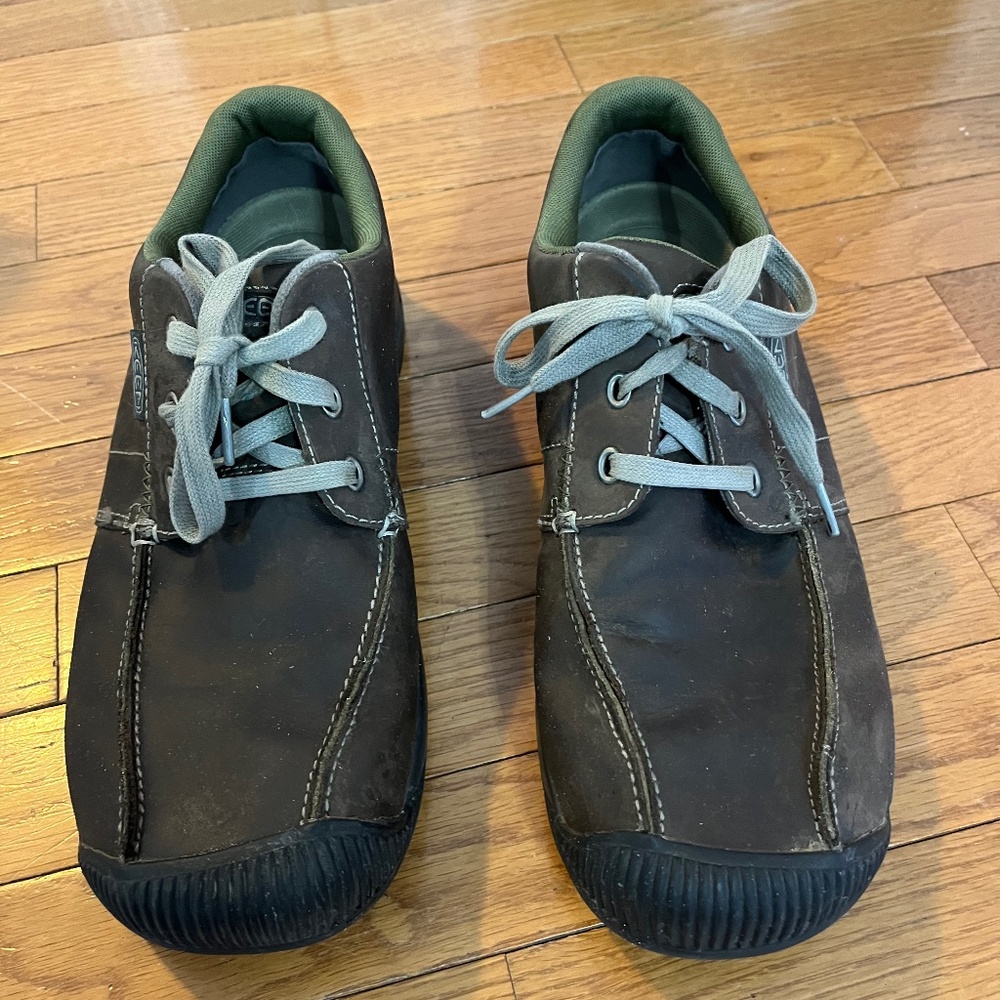 Keen Riesen Low Oxford Mens size 11